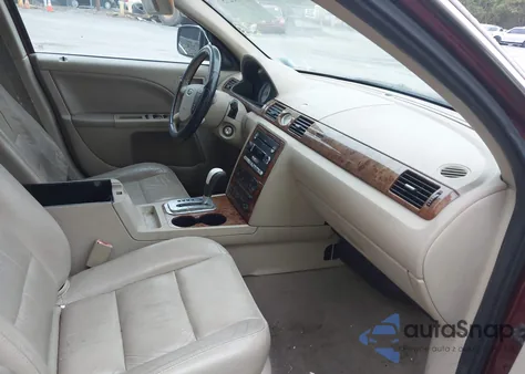 2005 Ford Five Hundred Limited from USA, damaged, VIN 1FAHP25125G154502